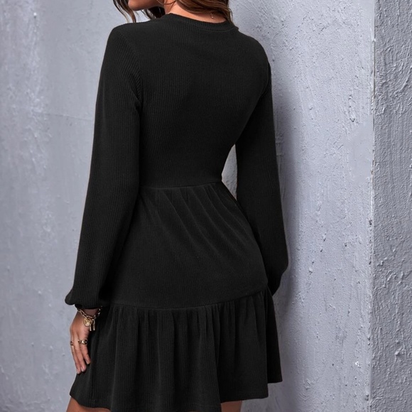 Luxe Long Sleeve ruffle Dress - Picture 6 of 12